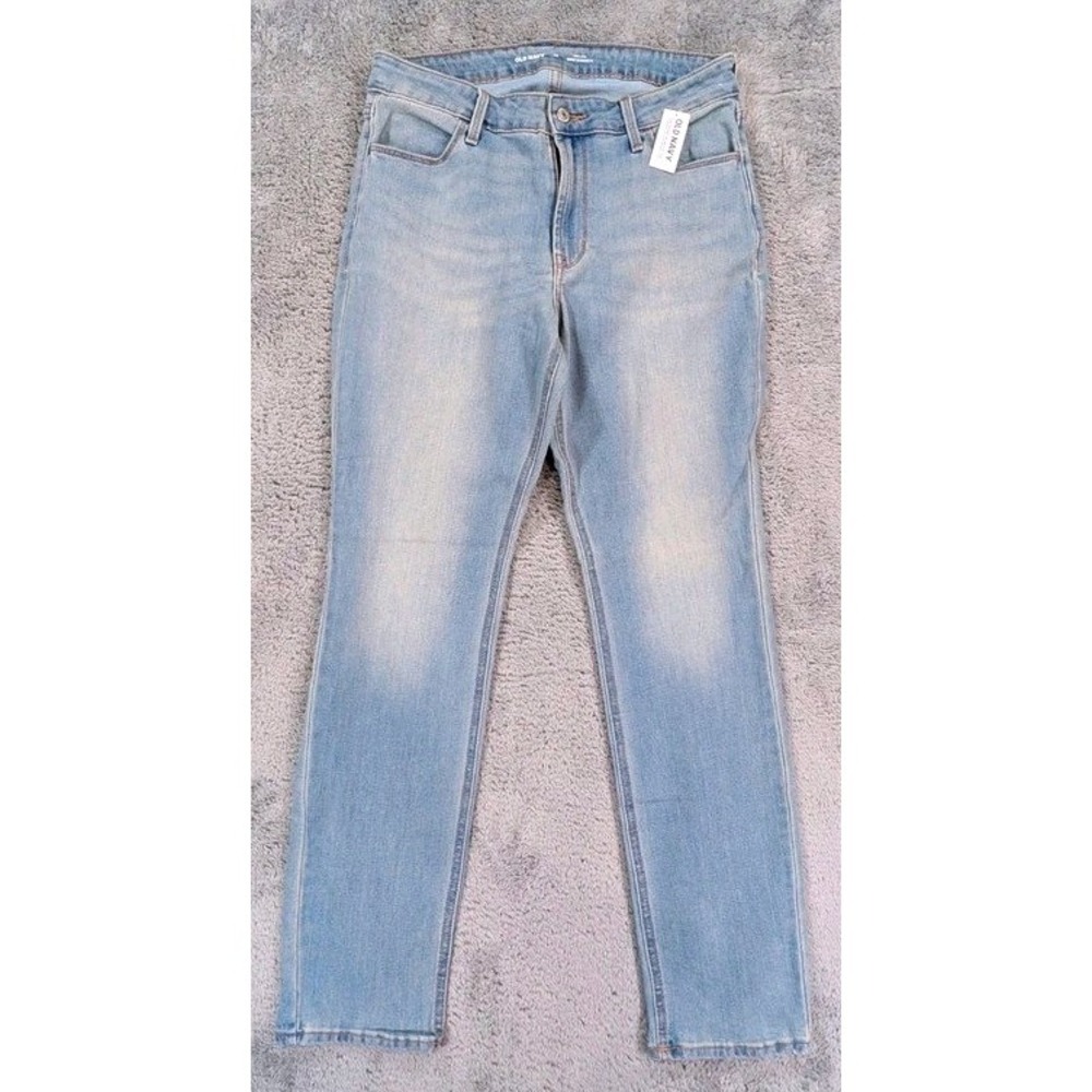 Old Navy ~ NWT ~ High Rise ~ WOW Straight Jeans ~ Light Wash ~ Size 10 ~ NWT
